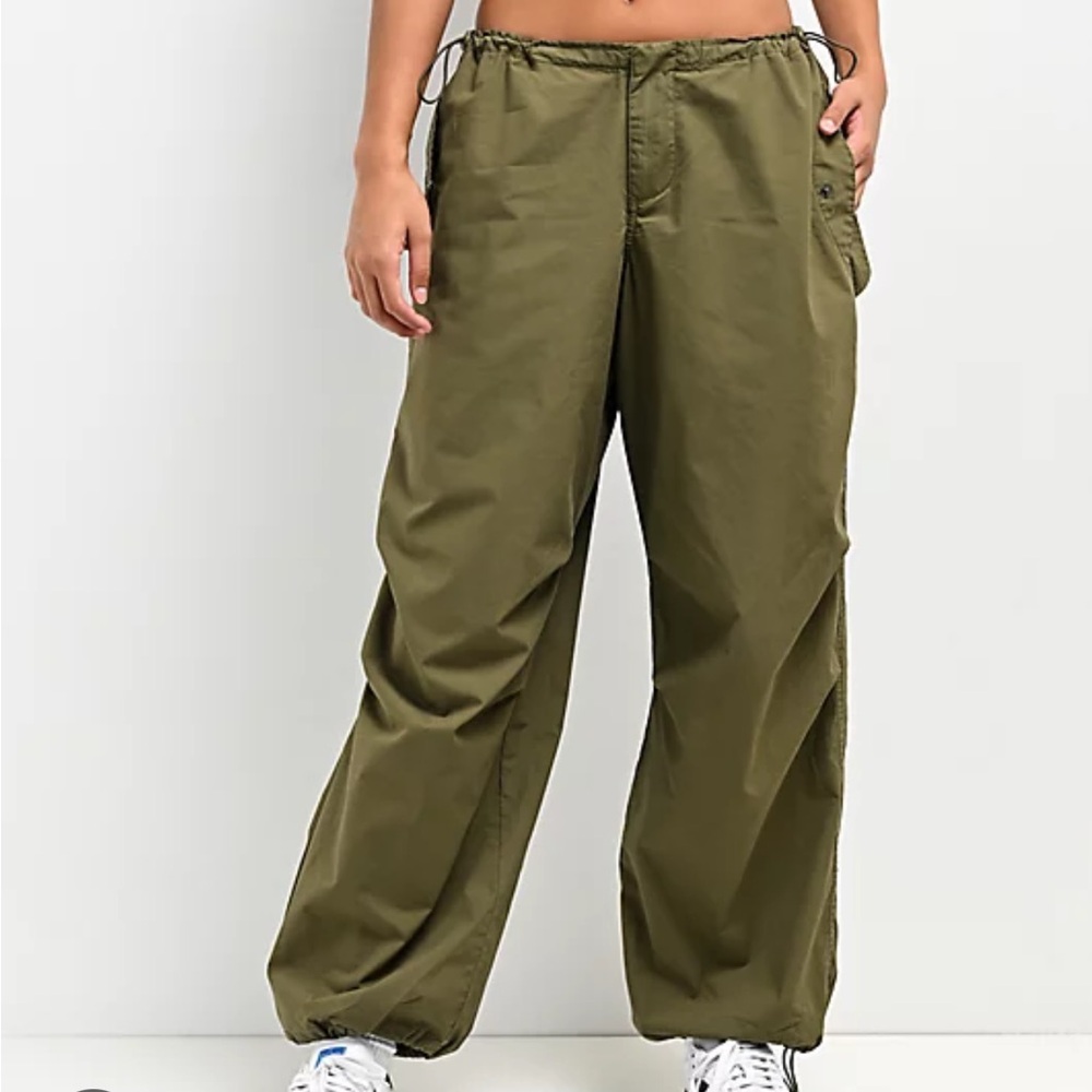 Empyre Green Cargo Pants for Women - XS